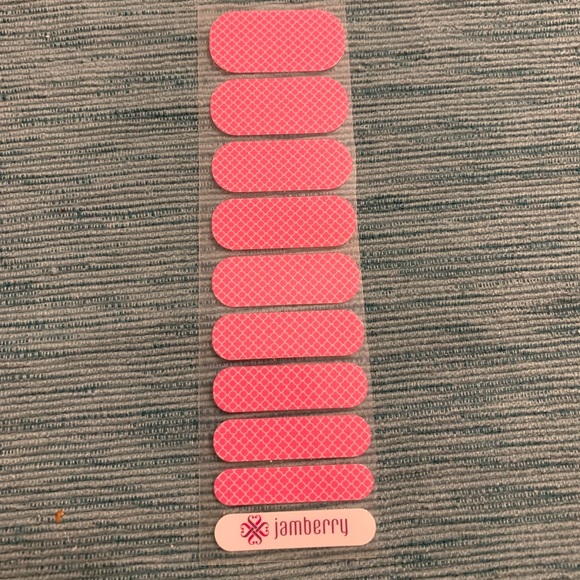 Half sheet of Jamberry’s Rosy Quatrefoil wrap. - Picture 1 of 1